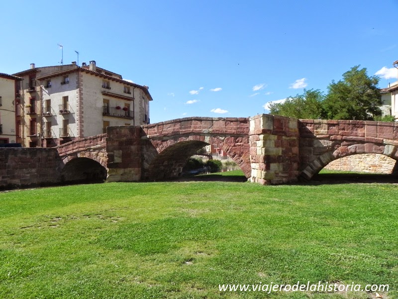 imagen del puente románico, Molina de Aragón, Guadalajara
